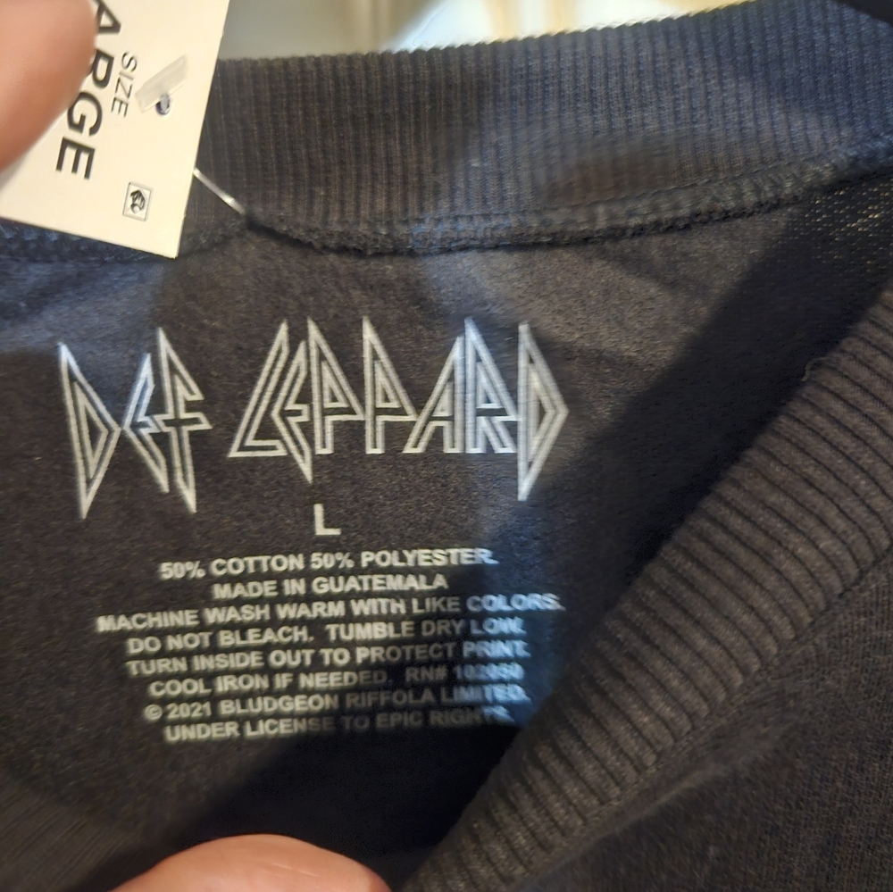 Def Leppard Black Sweatshirt - Picture 3 of 4